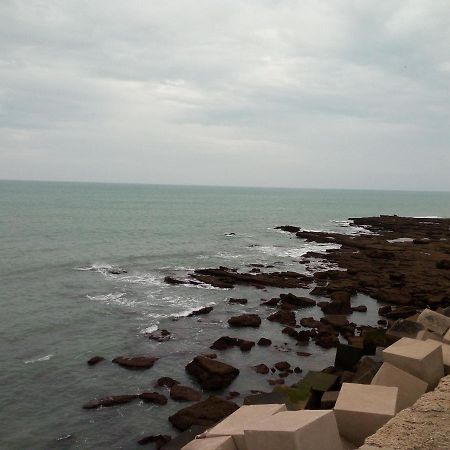 Apartamento Fenicia Con Aparcamiento Incluido Vistas Al Mar Cadiz Bagian luar foto