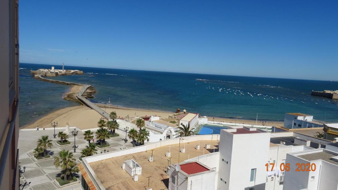 Apartamento Fenicia Con Aparcamiento Incluido Vistas Al Mar Cadiz Bagian luar foto