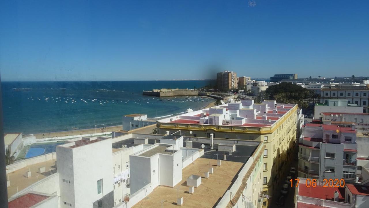 Apartamento Fenicia Con Aparcamiento Incluido Vistas Al Mar Cadiz Bagian luar foto