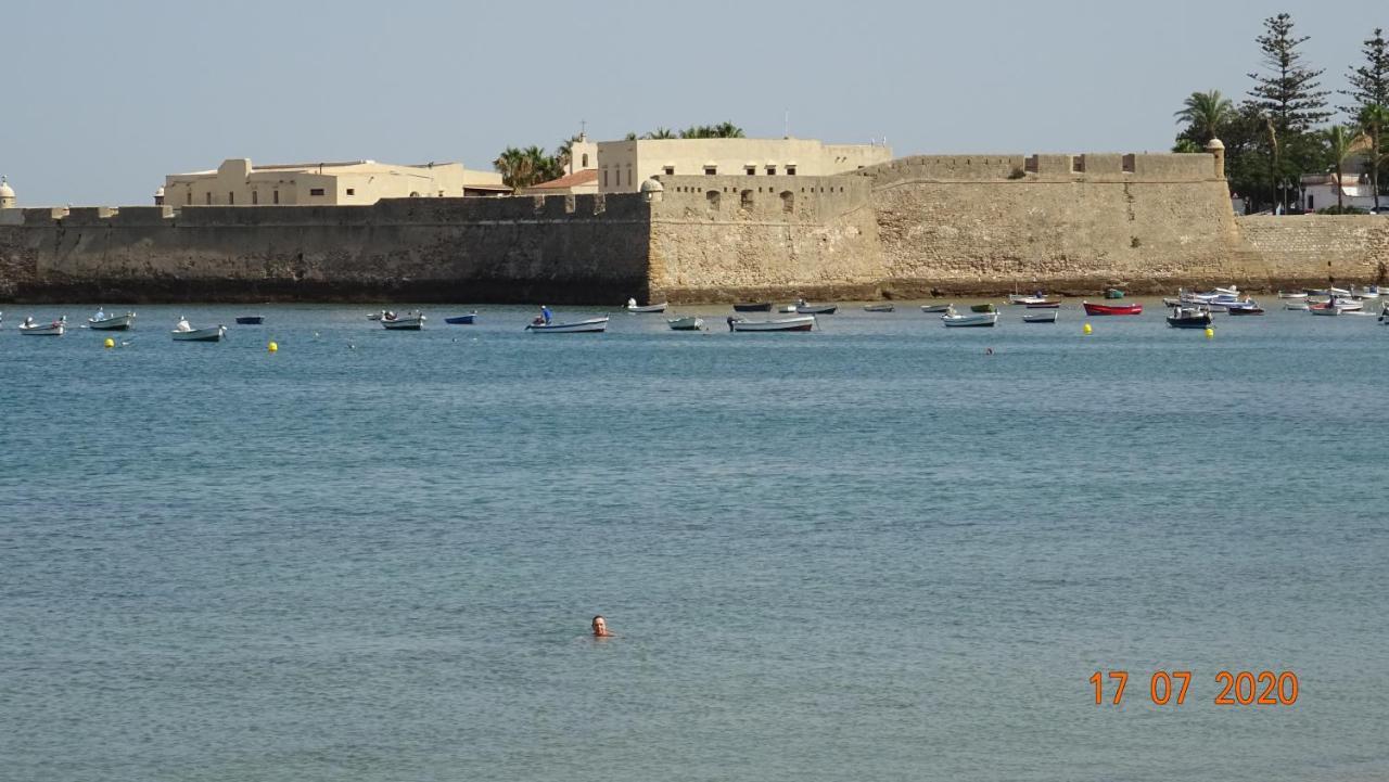 Apartamento Fenicia Con Aparcamiento Incluido Vistas Al Mar Cadiz Bagian luar foto