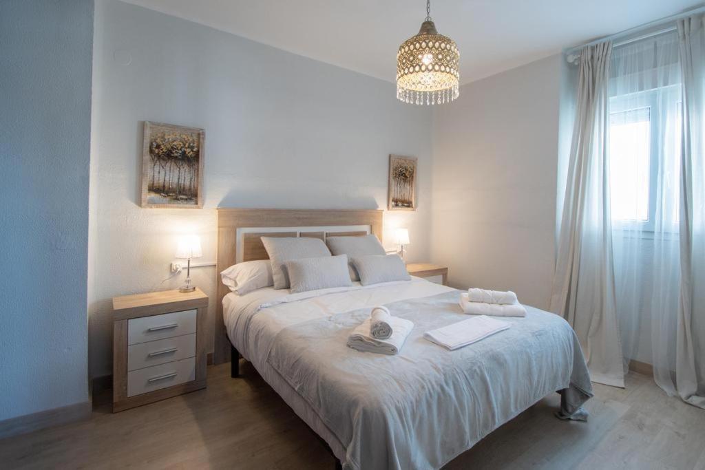Apartamento Fenicia Con Aparcamiento Incluido Vistas Al Mar Cadiz Bagian luar foto